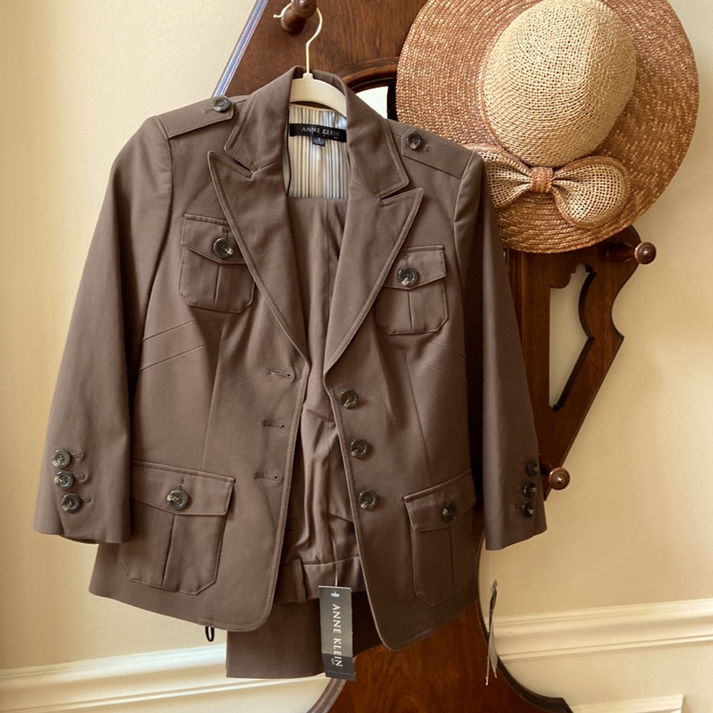 Anne Klein 2-pc Casa Blanca Suit